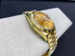 Rolex Day-Date 40mm Watch - WR019