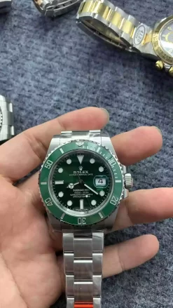 Rolex Submariner 116610LV with its iconic 40mm Green Dial Watch - WR003